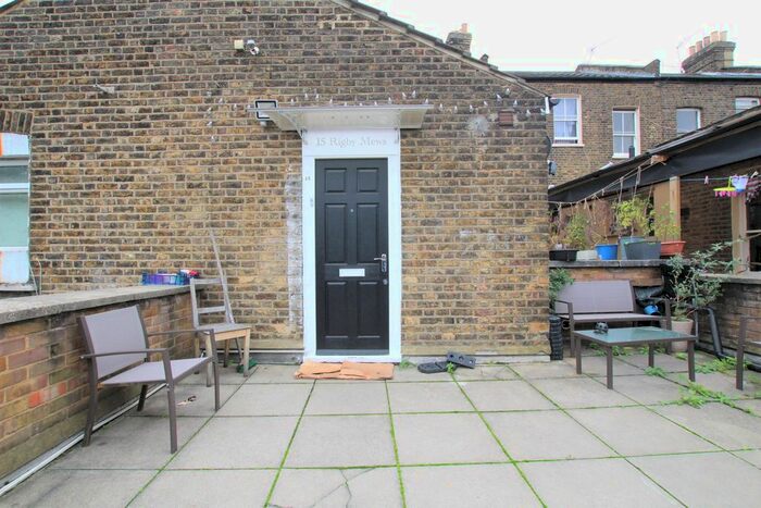 5 Bedroom Flat To Rent In Rigby Mews, Ilford IG1
