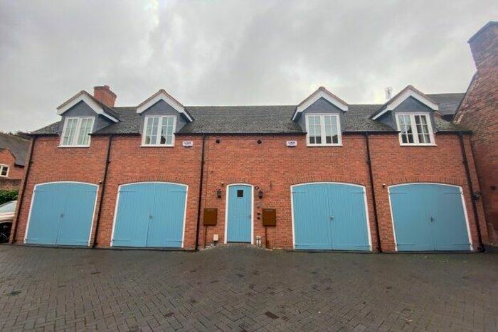 1 Bedroom Flat To Rent In The Old Stoneyard, Lichfield, WS13