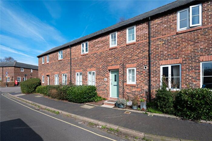 1 Bedroom Terraced House For Sale In Mount Pleasant, St. Albans, Hertfordshire, AL3