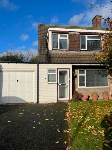 3 Bedroom Semi-Detached House To Rent In Boyers Walk, Leicester Forest East, LE3