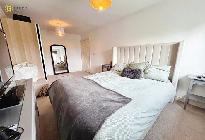 2 Bedroom Apartment To Rent In Sundridge Court, Birmingham, West Midlands, B43