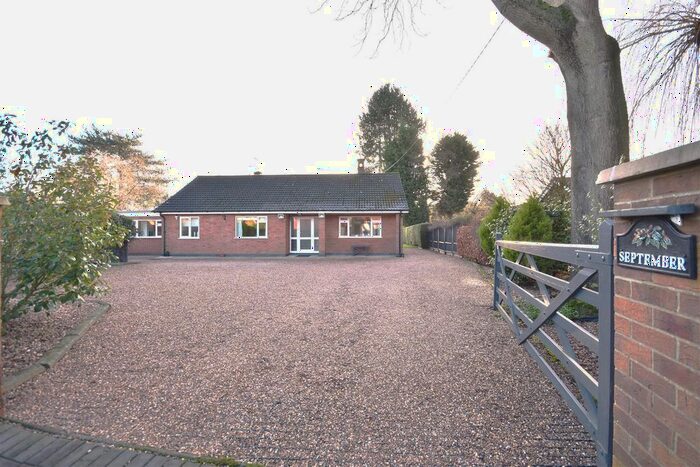 3 Bedroom Detached Bungalow For Sale In Trent Lane, South Clifton, Newark, NG23