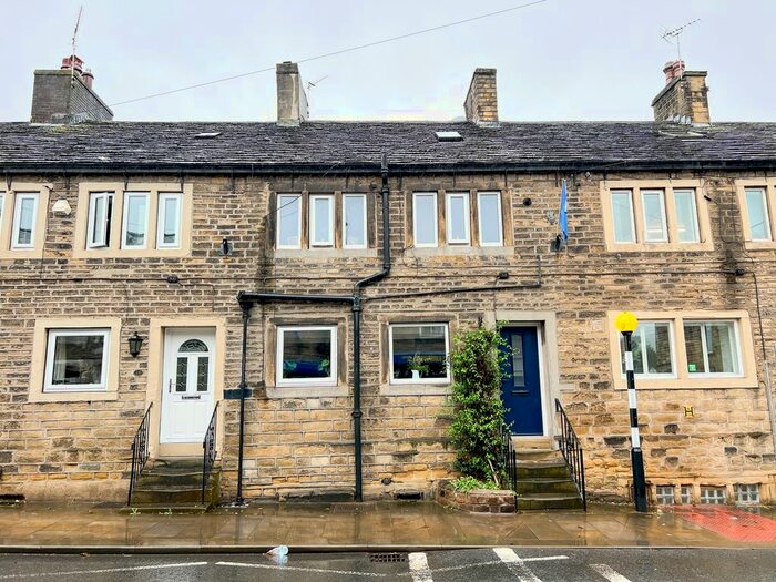 3 Bedroom Cottage To Rent In Westgate, Honley, Holmfirth, HD9