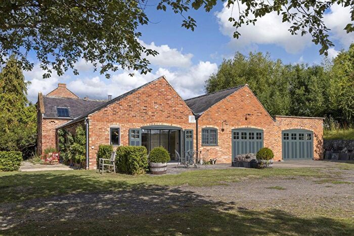 2 Bedroom Detached House For Sale In Stretton On Fosse, Moreton-in-Marsh, GL56
