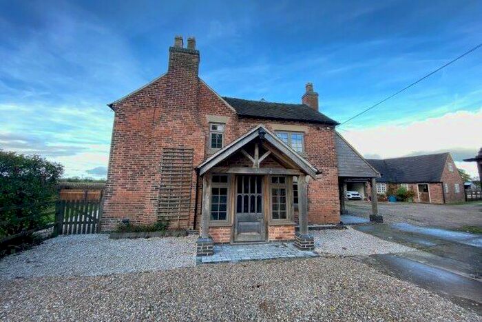 5 Bedroom Property To Rent In Watery Lane, Derby, DE65