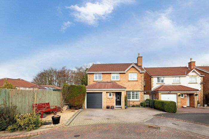 4 Bedroom Detached House For Sale In Cranham Close, Ashdown Manor, NE12