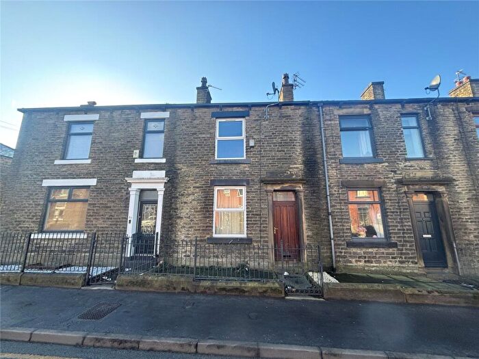 2 Bedroom Terraced House To Rent In Rochdale Road, Milnrow, OL16