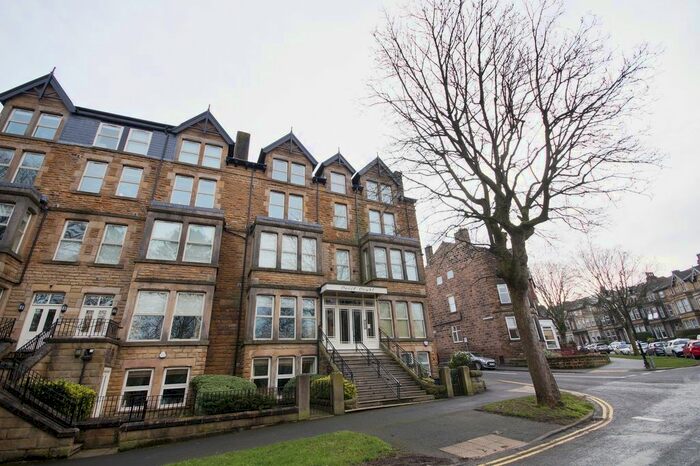 3 Bedroom Flat To Rent In Valley Drive, Cecil Court, HG2