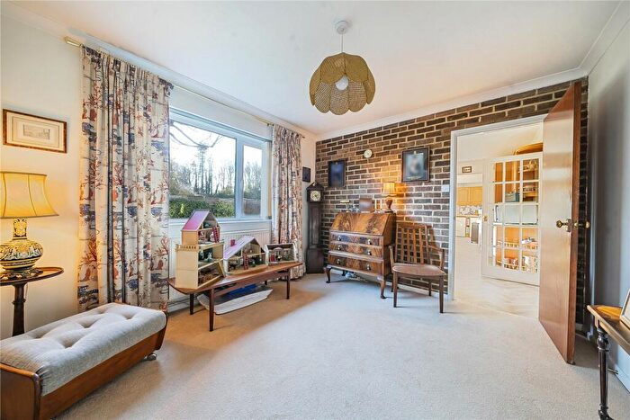 4 Bedroom Detached House For Sale In Okebourne Park, Liden, Swindon, SN3