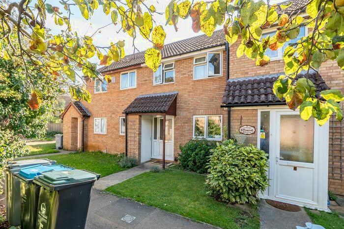 2 Bedroom Terraced House For Sale In Pinecroft, Carterton, Oxfordshire, OX18