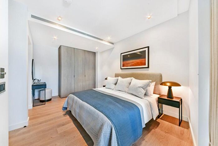 1 Bedroom Apartment To Rent In Water Street, London, E14