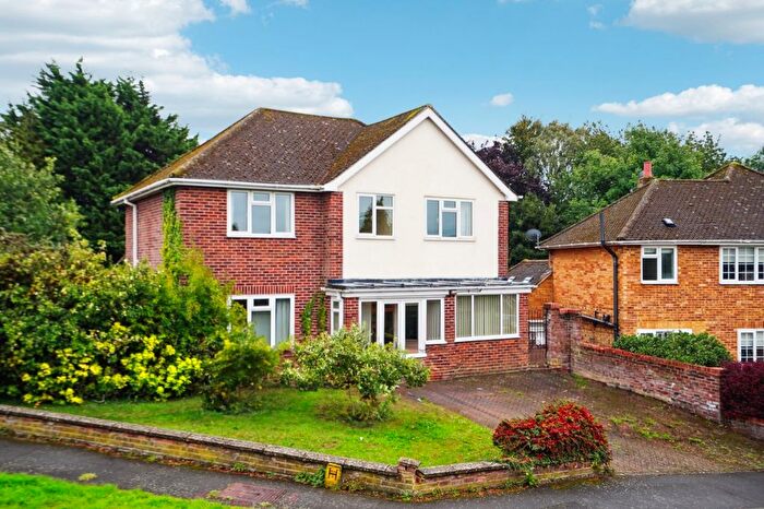 4 Bedroom Detached House For Sale In Wheatley Way, Chalfont St. Peter, Gerrards Cross, Buckinghamshire, SL9