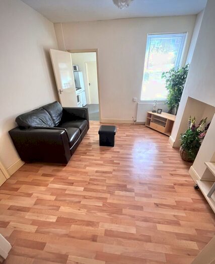 1 Bedroom Flat To Rent In Brunswick Street, Old Town, Swindon, SN1