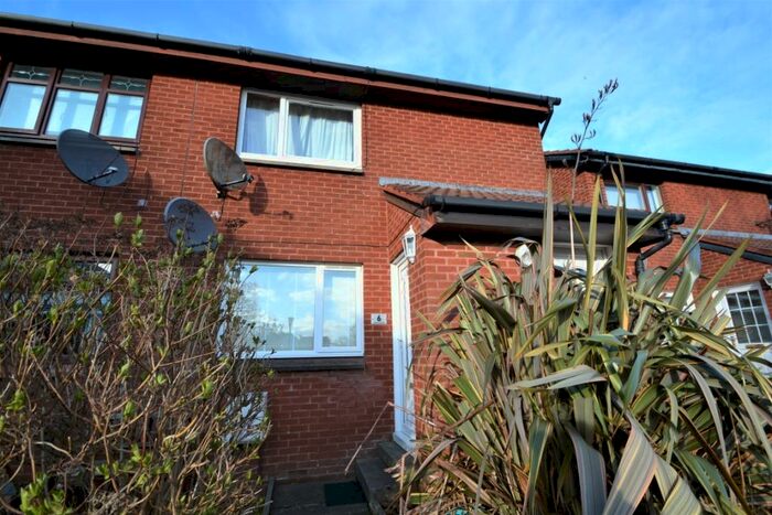 1 Bedroom Flat To Rent In Dunlop Crescent, Ayr, South Ayrshire, KA8