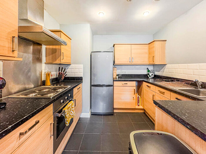 2 Bedroom Apartment For Sale In St. Stephen Street, Salford, M3