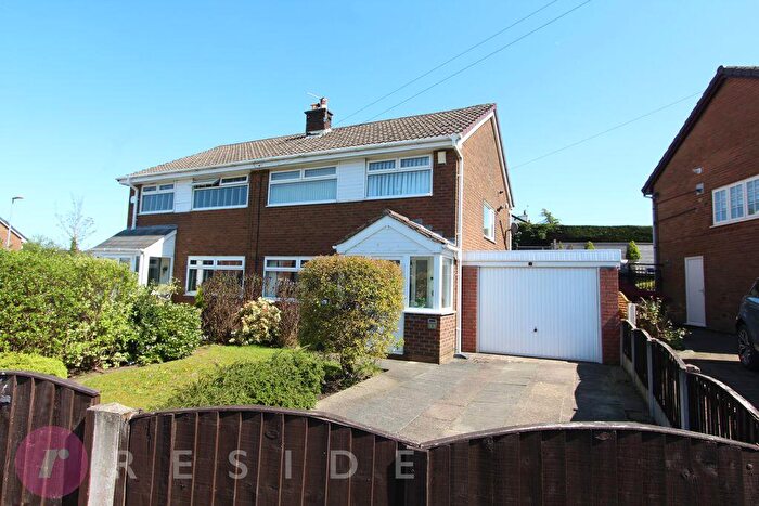 3 Bedroom Semi Detached House For Sale In St Annes Gardens, Heywood, OL10
