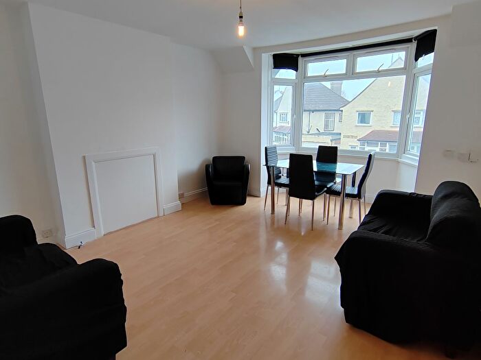 1 Bedroom Flat To Rent In Village Way, Neasden, NW10