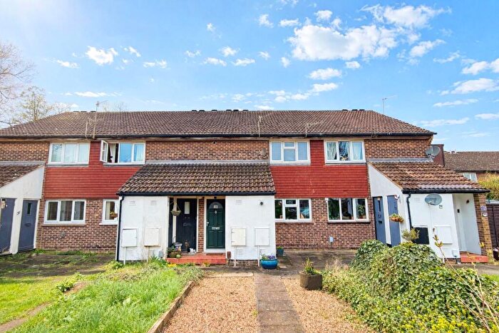 1 Bedroom Maisonette For Sale In Willowmead, Hertford, SG14