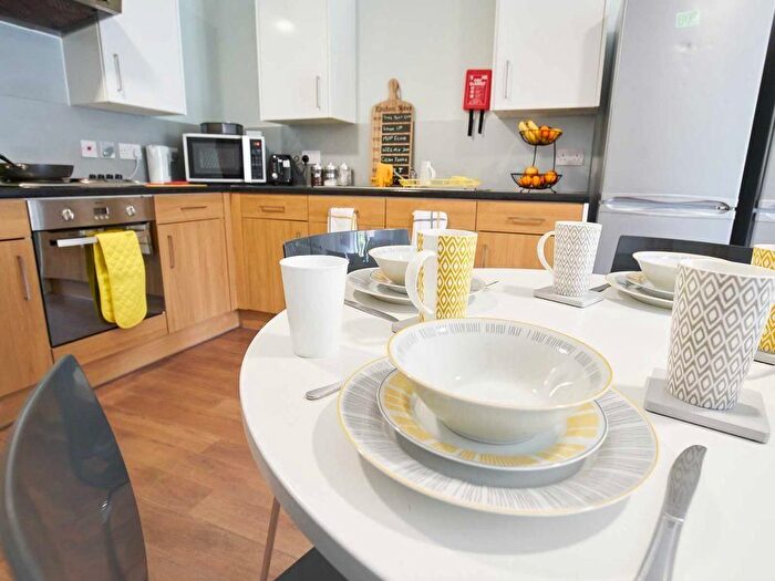 1 Bedroom Flat To Rent In Dean Street, Bangor, LL57