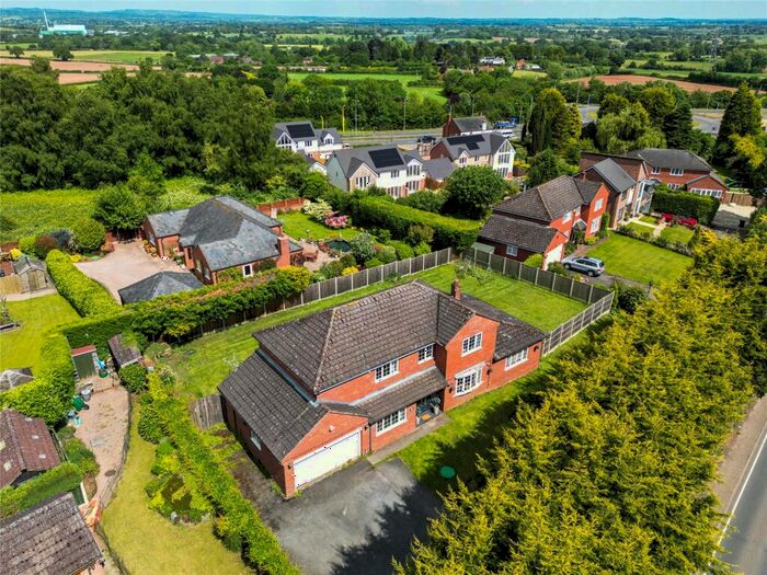 4 Bedroom Detached House For Sale In Crossway Green, Stourport-on-Severn, Worcestershire, DY13