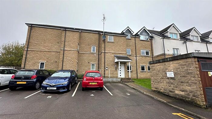 1 Bedroom Flat To Rent In Sovereign Court, Bradford, BD2