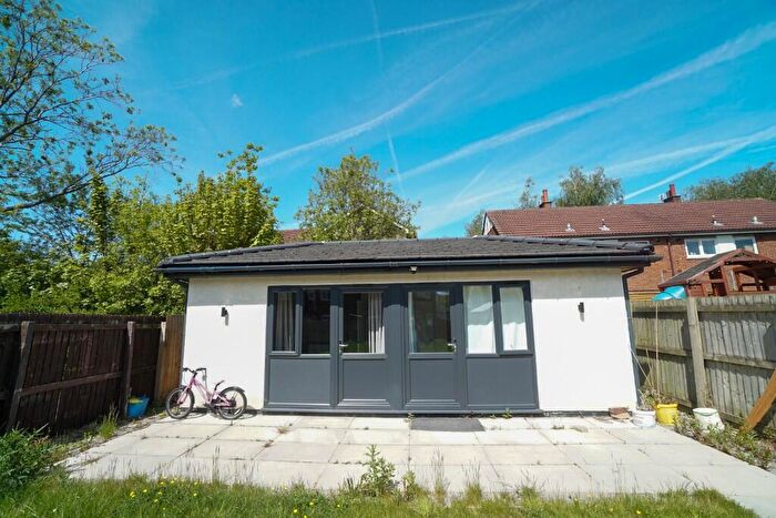 1 Bedroom Flat To Rent In Circular Drive, Chester, Cheshire, CH4