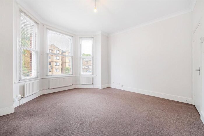 1 Bedroom Flat To Rent In Croydon Road, Anerley, London, SE20