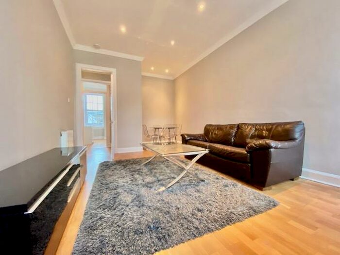 2 Bedroom Flat To Rent In Blair Street, Old Town, Edinburgh, EH1