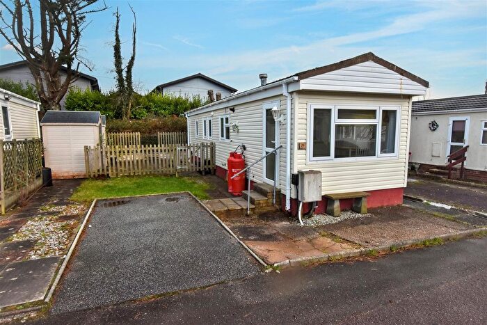 2 Bedroom Park Home For Sale In Lansdowne Park Homes, Wheal Rose, Redruth, TR16