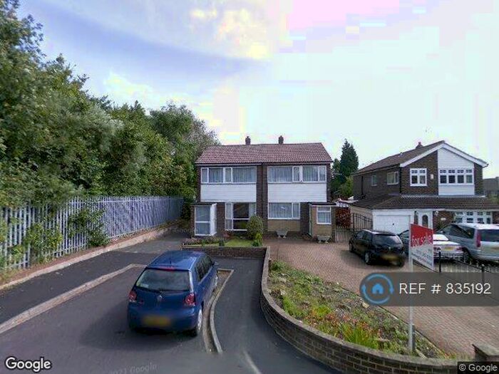 3 Bedroom Semi-Detached House To Rent In John O Gaunts Walk, Leeds, LS26