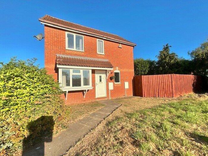 2 Bedroom Semi-Detached House To Rent In Bramble Close, LE5