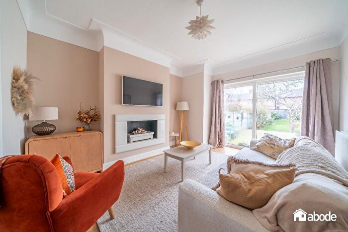 5 Bedroom Semi-detached House For Sale In Stuart Road, Crosby, Liverpool, L23