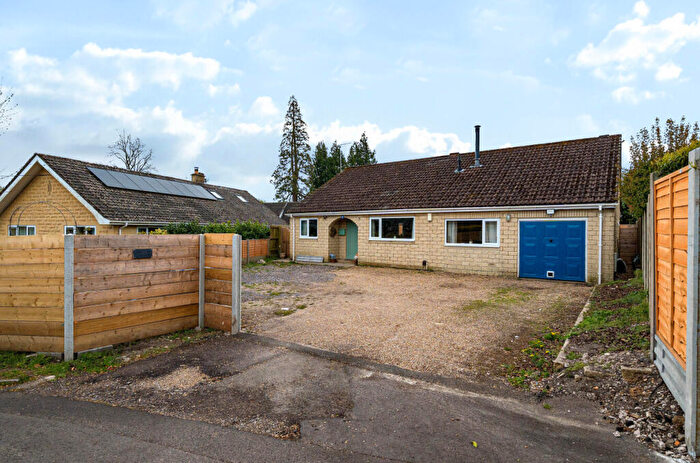 4 Bedroom Detached Bungalow For Sale In Rock Lane, Warminster, BA12