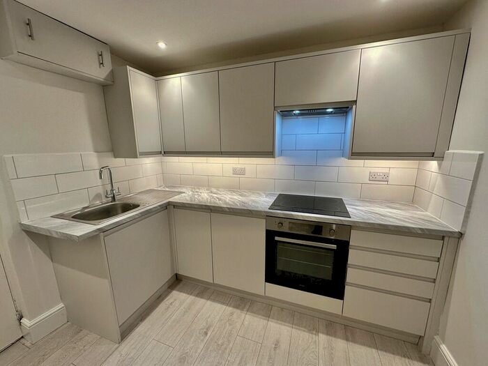 2 Bedroom Apartment To Rent In Kirkley Cliff Road, Lowestoft, NR33