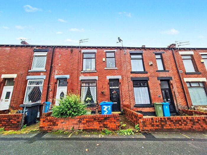 3 Bedroom Terraced House For Sale In Thompson Lane, Chadderton, Oldham, Greater Manchester, OL9