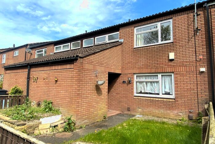 3 Bedroom Mews To Rent In Petersgate, Murdishaw, Runcorn, WA7