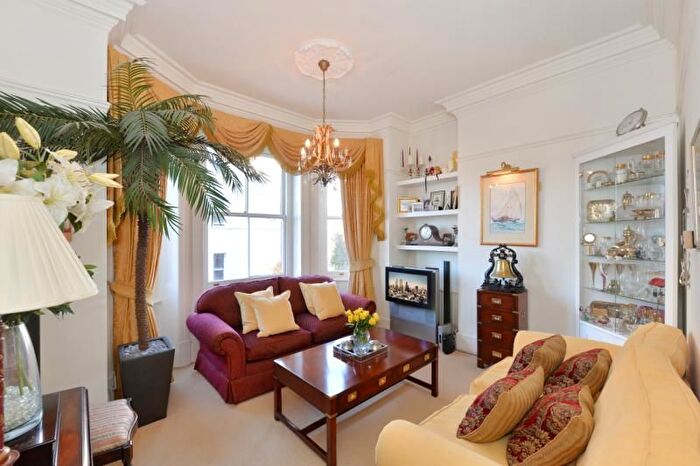 2 Bedroom Flat For Sale In Langham Mansions, Earl's Court Square, Earls Court, London, SW5