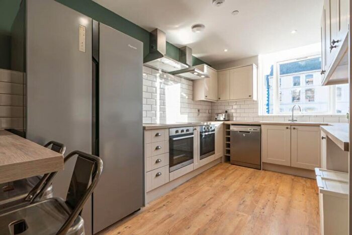 7 Bedroom House To Rent In Walter Road, Swansea, SA1