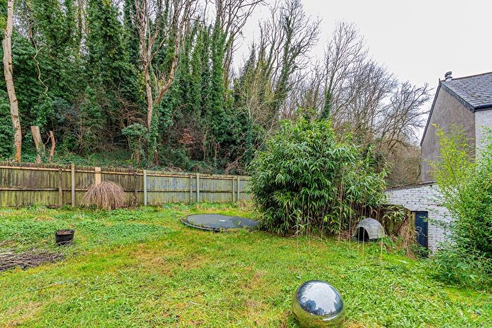 3 Bedroom End Of Terrace House For Sale In Charlotte Street, Penarth, CF64