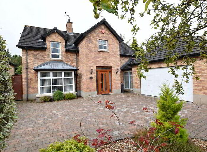 4 Bedroom Detached House For Sale In Lakeview Manor, Newtownards, BT23