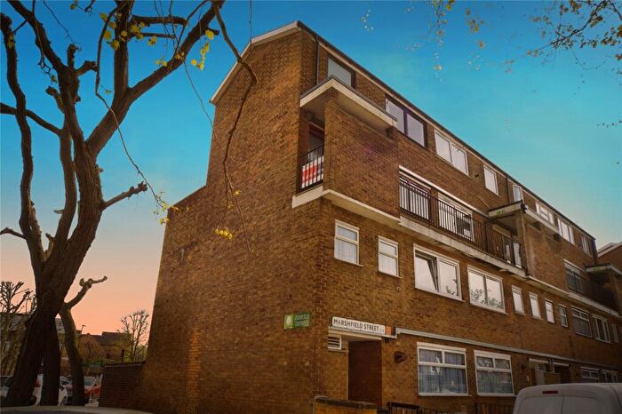 2 Bedroom Maisonette For Sale In Marshfield Street, London, E14