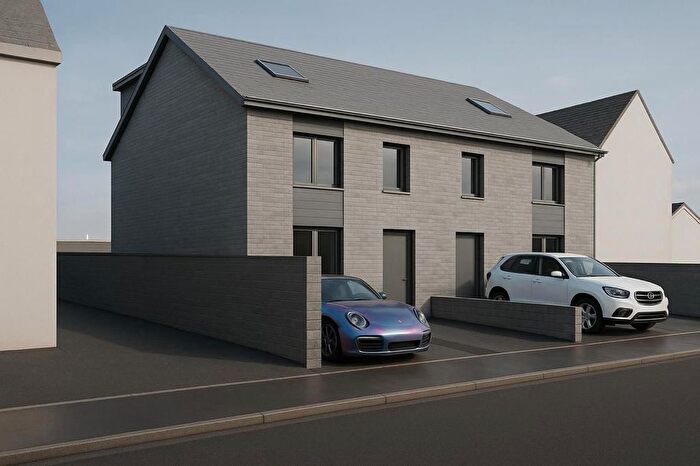 4 Bedroom Town House For Sale In Main Street, Shieldhill, FK1