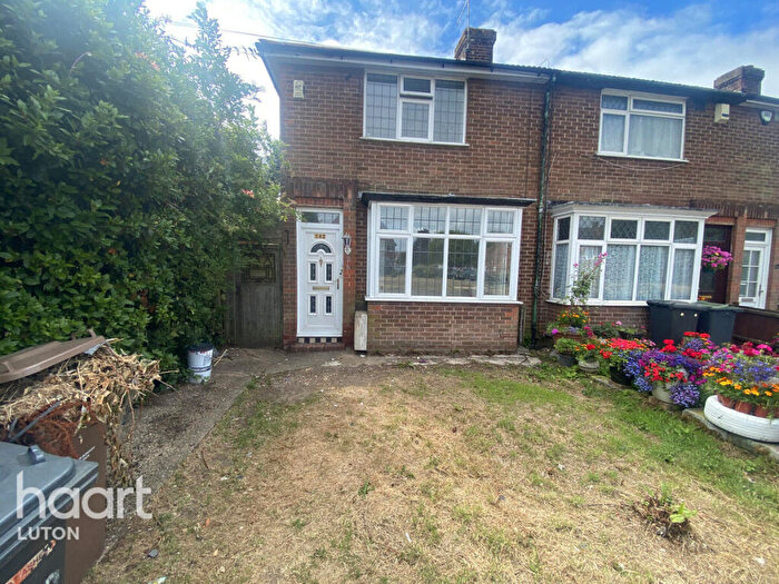 2 Bedroom End Of Terrace House To Rent In Putteridge Road, Luton, LU2