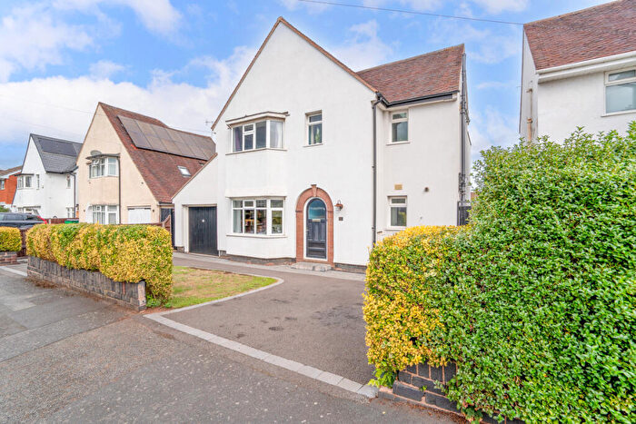 4 Bedroom Detached House For Sale In Comberton Avenue, Kidderminster, DY10