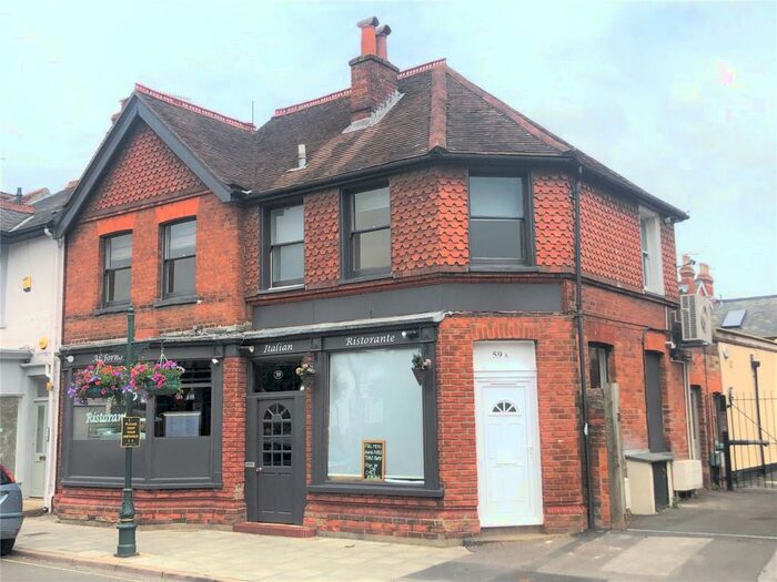 2 Bedroom Flat To Rent In Reading Road, Henley-on-Thames, Oxfordshire, RG9