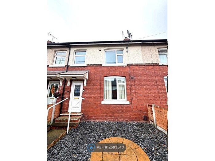 3 Bedroom Terraced House To Rent In Moorhouse Avenue, Stanley, Wakefield, WF3