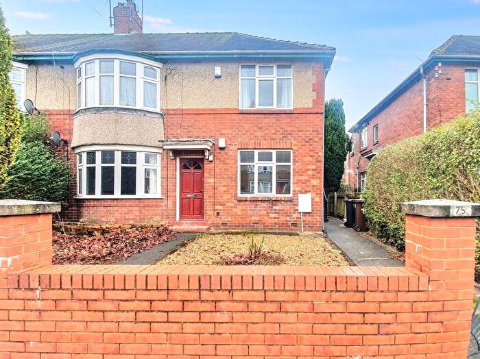 2 Bedroom Flat To Rent In Linthorpe Road, Gosforth, Newcastle Upon Tyne, Tyne And Wear, NE3