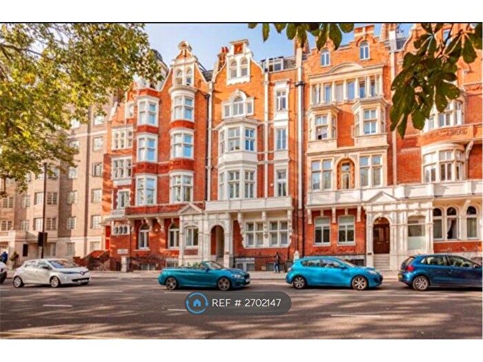 Studio To Rent In Hyde Park Place, London, W2
