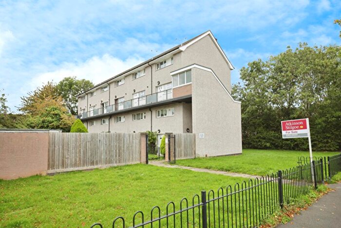 2 Bedroom Flat For Sale In Torrington Avenue, Coventry, CV4