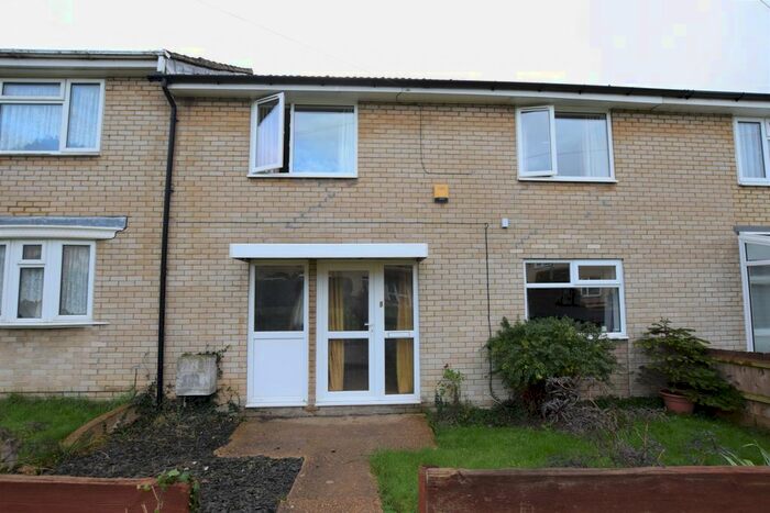 4 Bedroom Terraced House To Rent In Tennyson Close, Huntingdon PE29